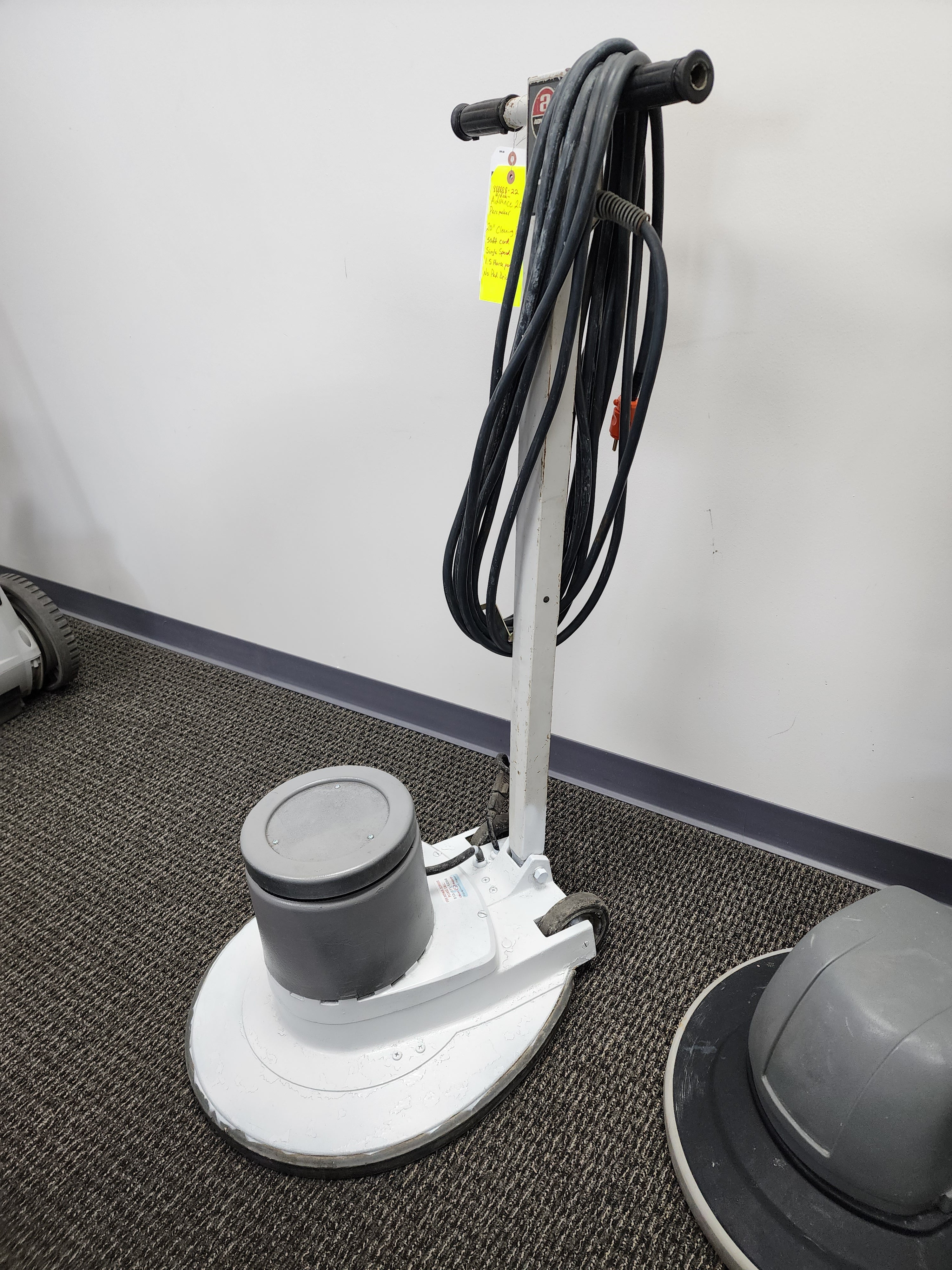 Nilfisk Advance Pacemaker 20" Floor Machine