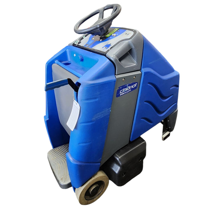 Windsor Chariot 28" Riding Vacuum | Pre-Owned