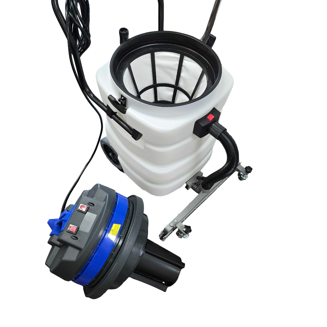 PERFECT 23 Gal. 2- motor Wet/Dry Vac, 28" front mount Squeegee, 5 pc tool kit with 10' hose