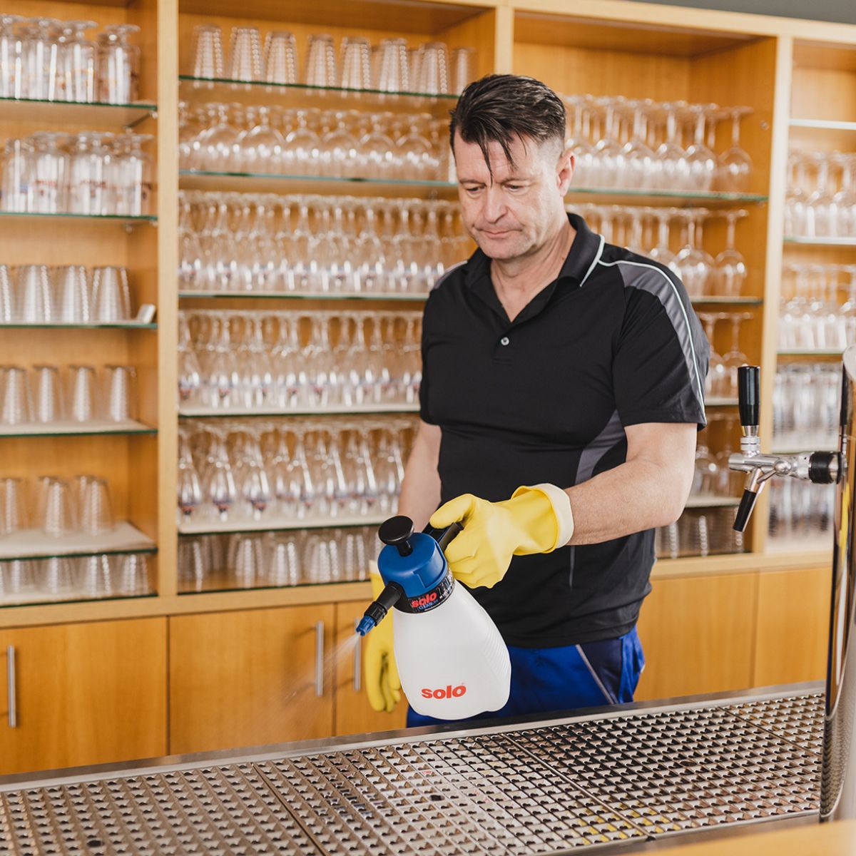 SOLO CLEANLine One-Hand Sprayer 303-A - 1.25 Liter - Acidic (FKM Seals, pH 1-7)