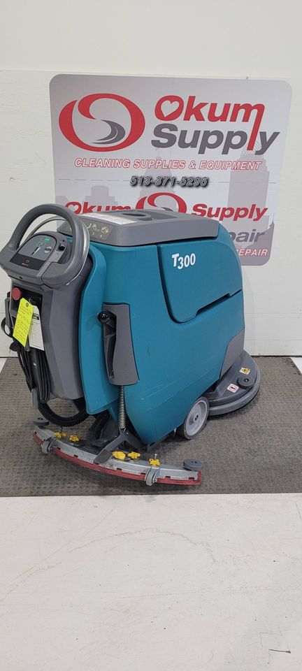Automatic Floor Scrubber - 20" Tennant T300 - Excellent Condition - Refurbished - Low Hours