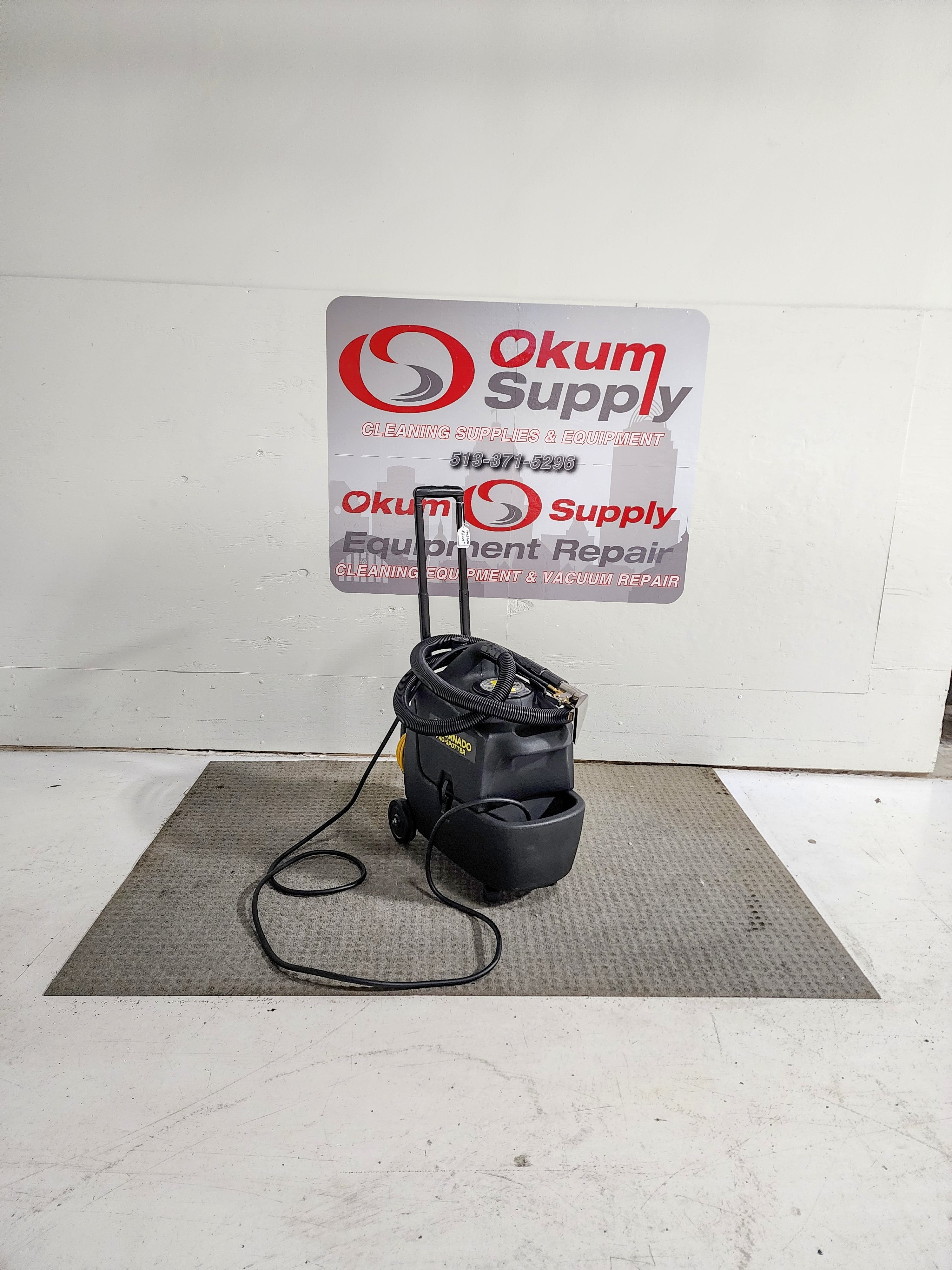 Showroom Demo Model - Tornado - Pro Spotter Deluxe - Carpet Extractor - 3.5 GAL