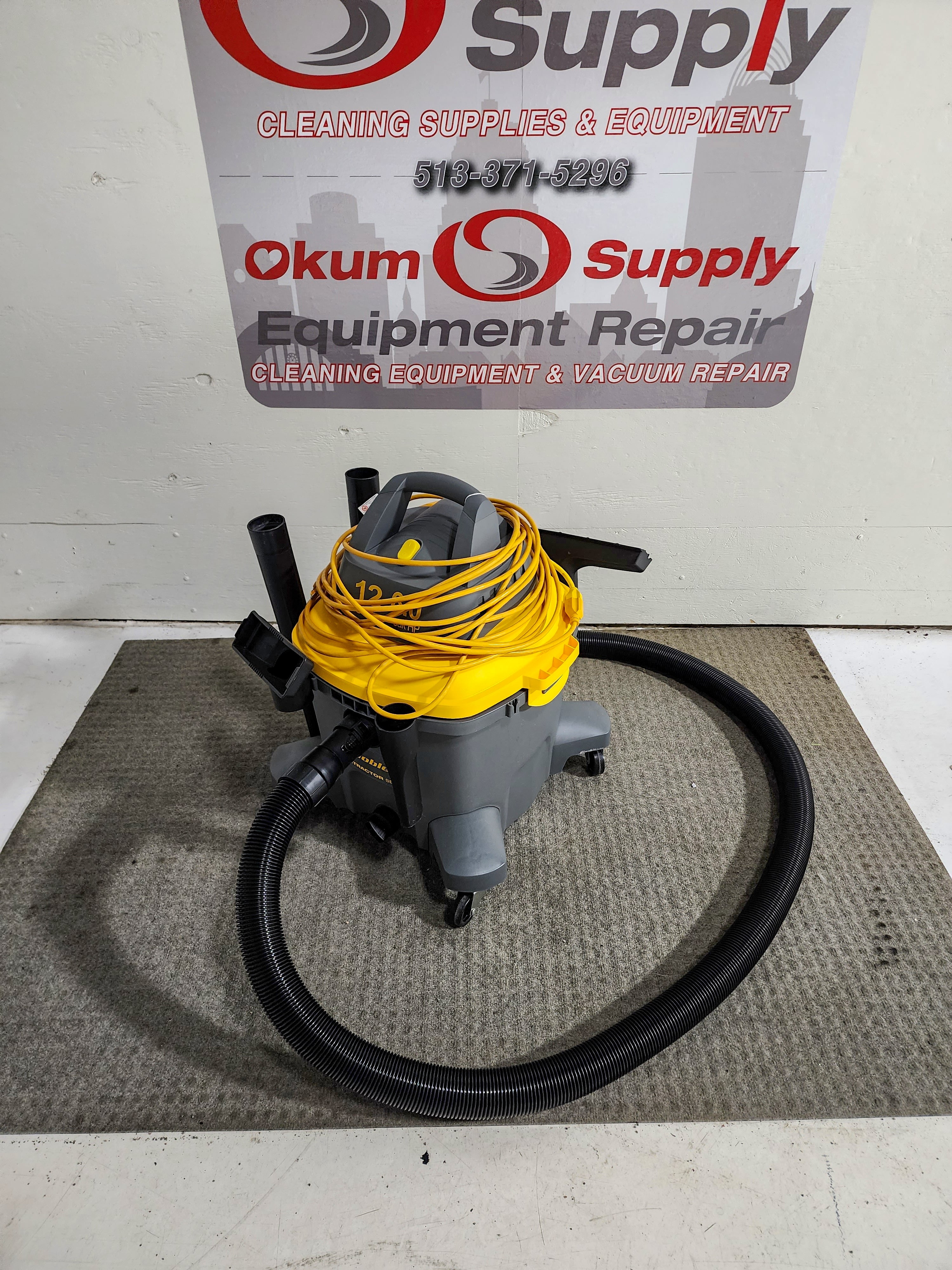 Showroom Demo Model - Contractor 6.0 Peak HP Wet Dry Blower Shop Vacuum - 12 GAL