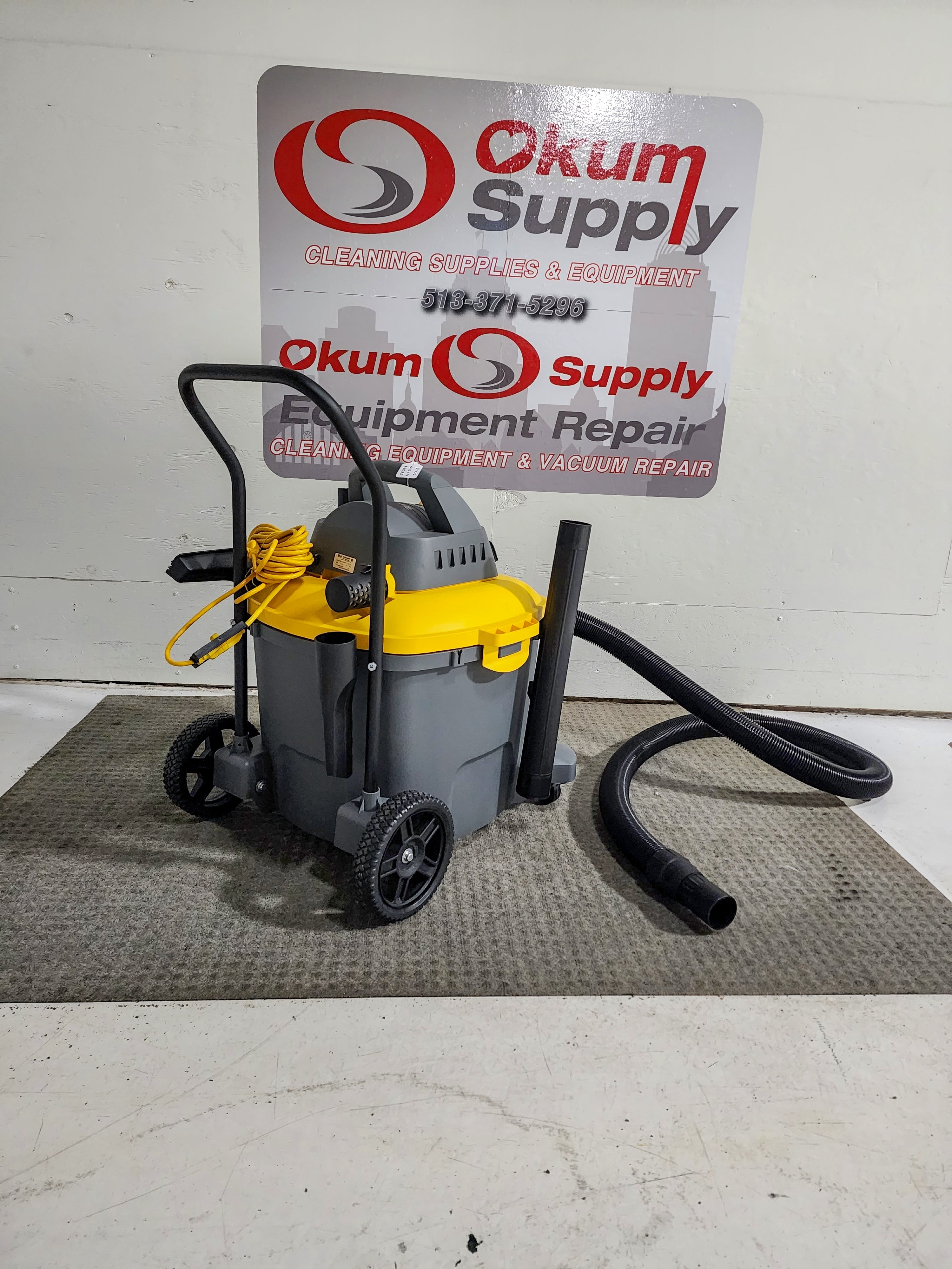 Showroom Demo Model - Contractor 6.5 Peak HP Wet Dry Blower Shop Vacuum - With Handle - 16 GAL