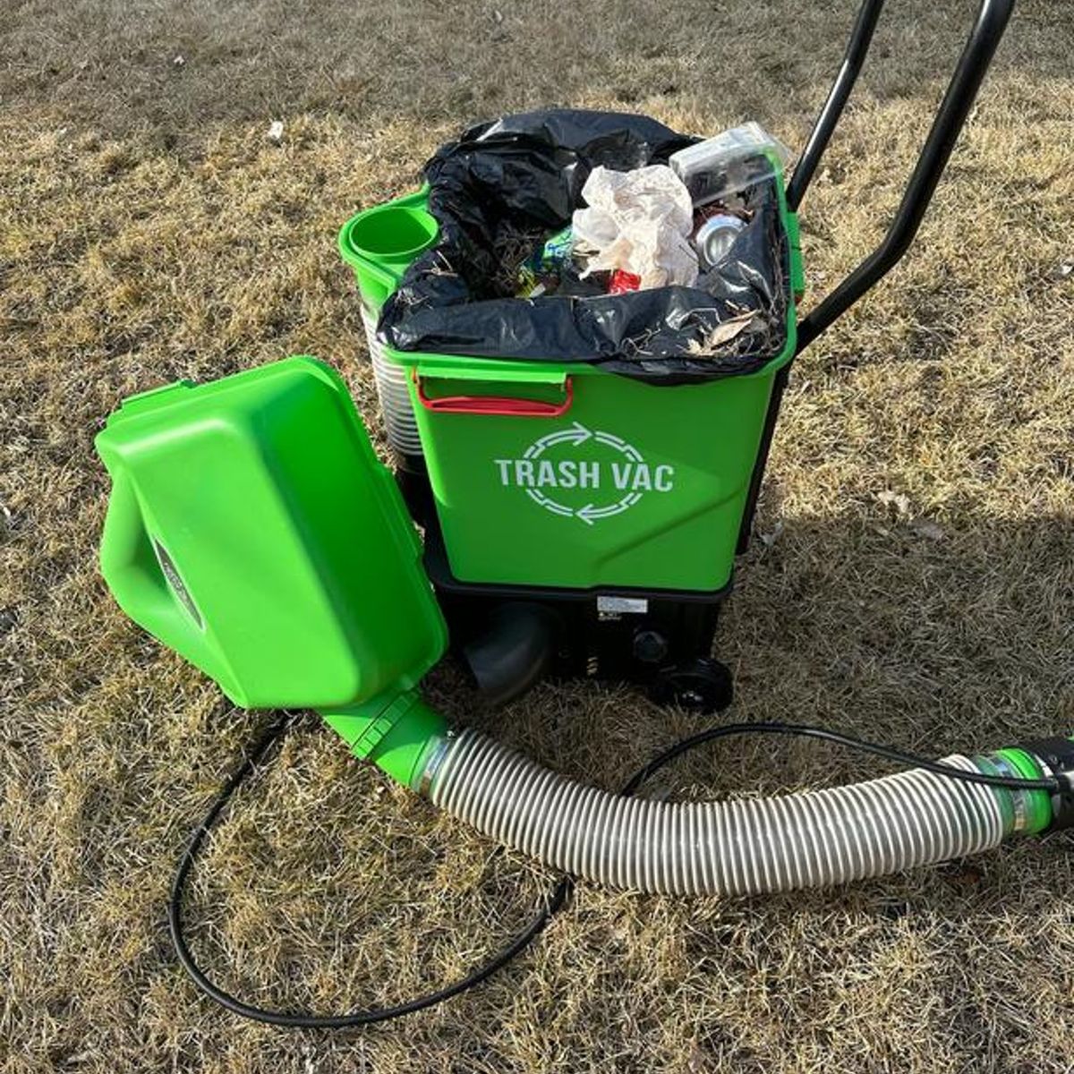 Trash Vac Debris Vacuum - Pull-Behind & Backpack Combo