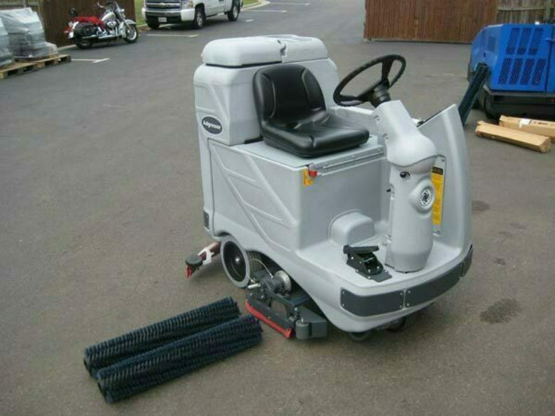 Advance Adgressor 3820 Floor Scrubber Repair Services