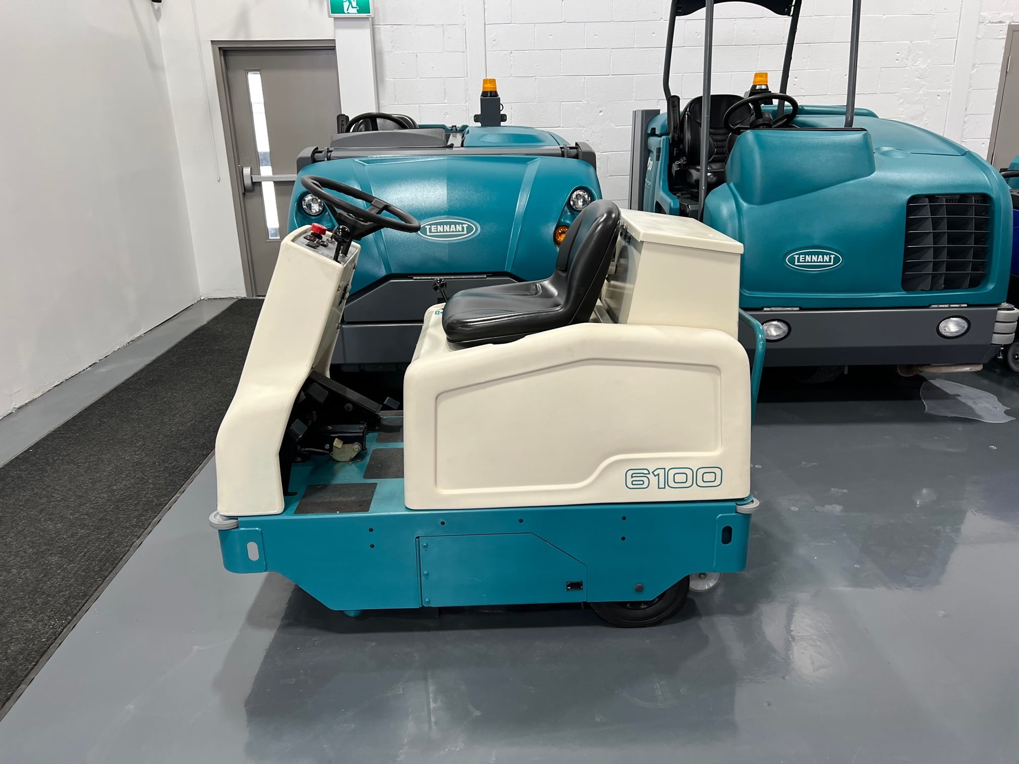 Tennant 6100 Floor Scrubber Repair Services