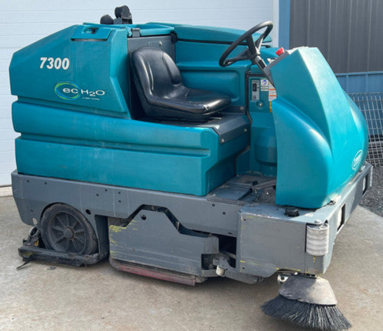 Tennant 7300 Floor Scrubber Repair Services