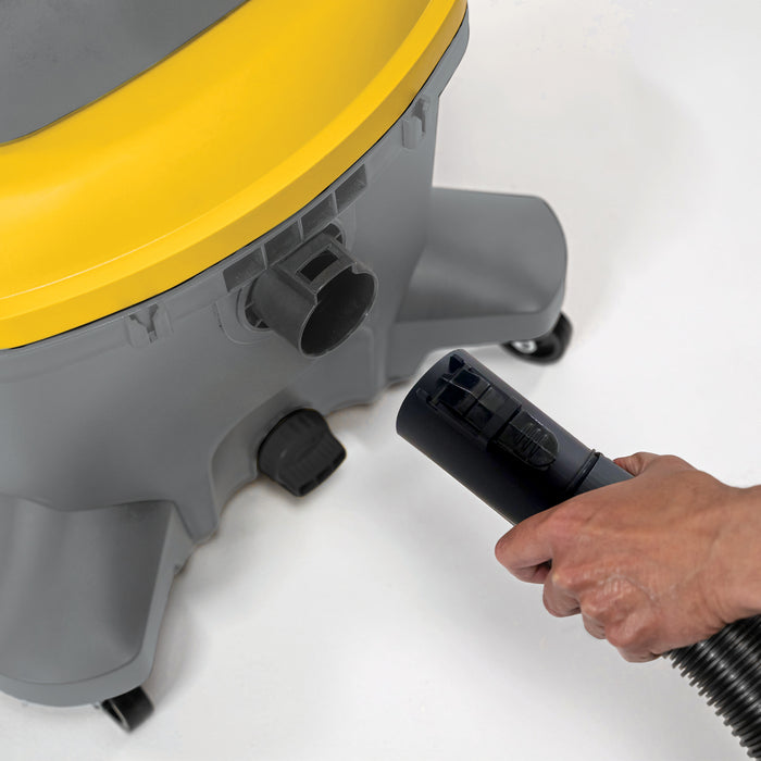 Contractor 6.5 Peak HP Wet Dry Blower Shop Vacuum - With Handle - 16 GAL