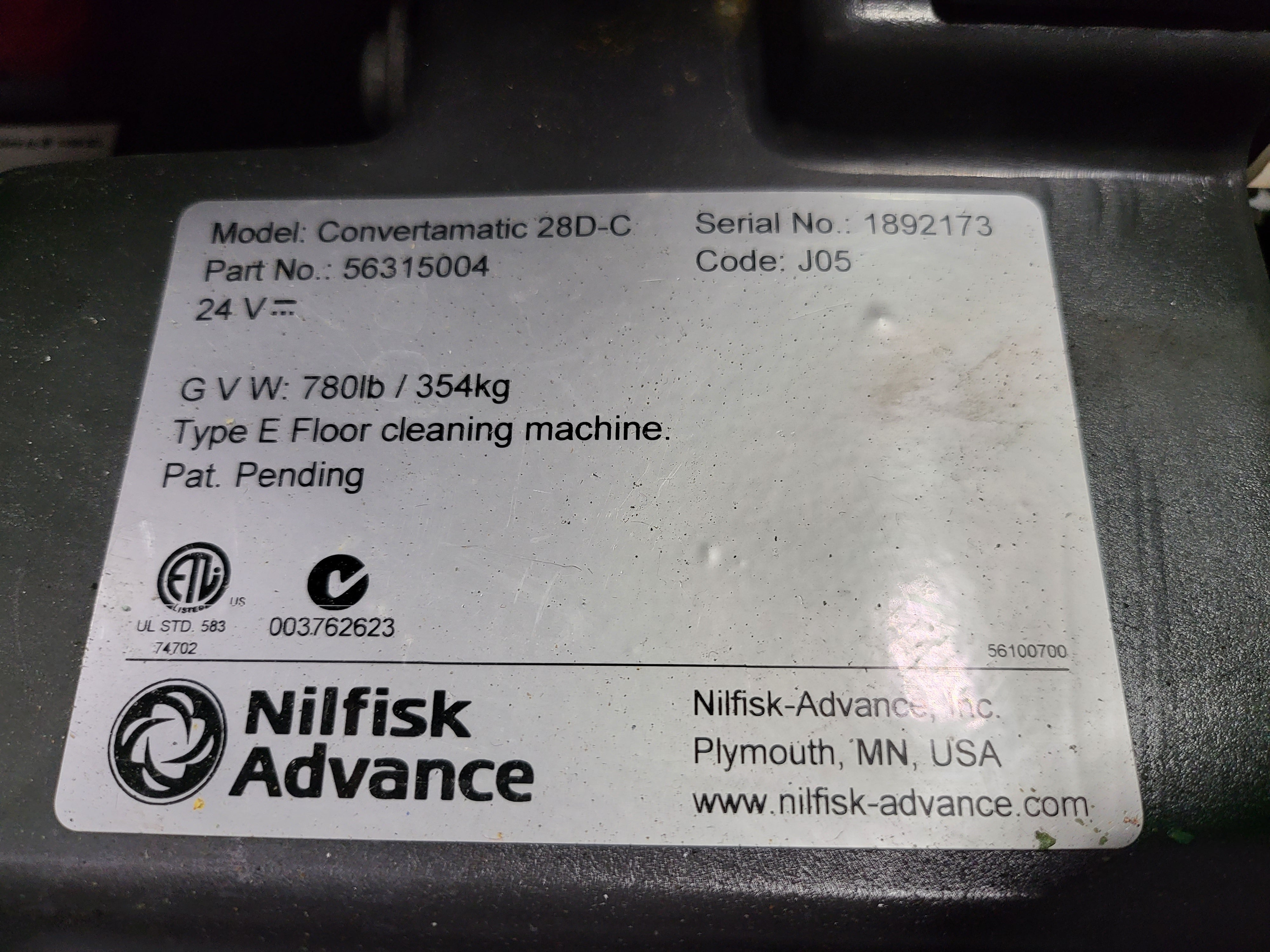 Advance - Convertamatic 28D-C - LOW HOURS - FULLY RECONDITIONED - AUTOMATIC SCRUBBER - FLOOR MACHINE - 30 DAY  PARTS WARRANTY