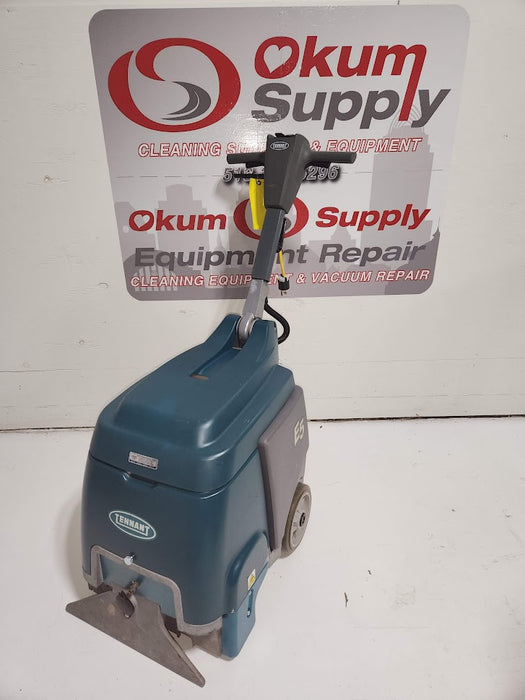 TENNANT E5 - EXCELLENT CONDITION - LOW PROFILE CARPET EXTRACTOR