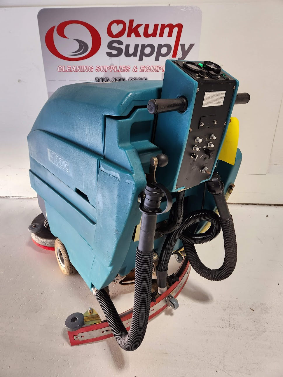 TENNANT 5400 - REFURBISHED - AUTOMATIC FLOOR SCRUBBER - LOW HOURS - FLOOR MACHINE - WARRANTY
