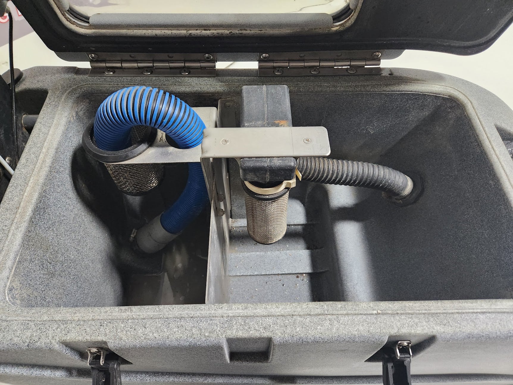 TOMCAT MINIMAG – REFURBISHED - FLOOR SCRUBBER DRYER - FLOOR MACHINE - WARRANTY