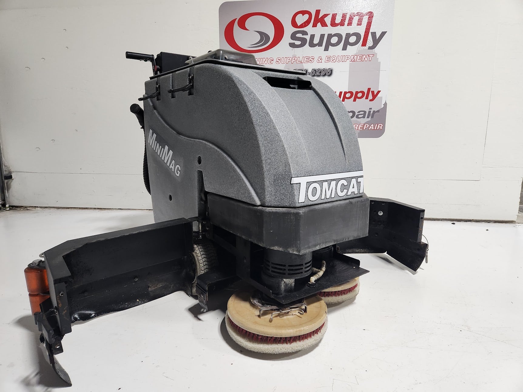 TOMCAT MINIMAG – REFURBISHED - FLOOR SCRUBBER DRYER - FLOOR MACHINE - WARRANTY