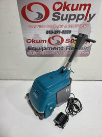 TENNANT T1B - EXCELLENT CONDITION - FLOOR SCRUBBER - EXTREMLY LOW HOURS FLOOR MACHINE - WARRANTY